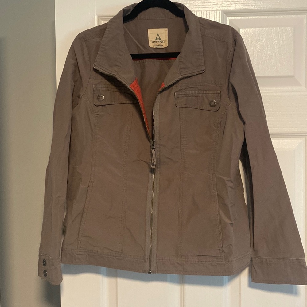 Ascend Jacket